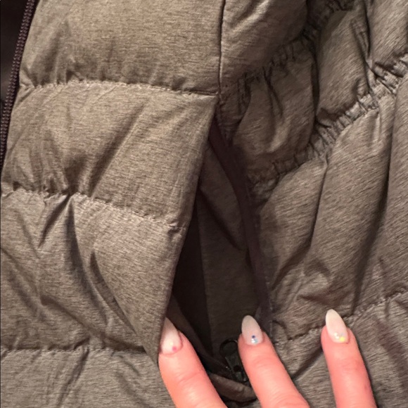 The North Face Gray Puffer Jacket - Picture 7 of 8